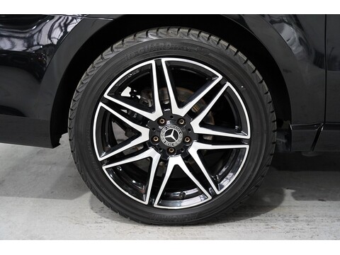 Mercedes-Benz V 220 D Amg Line L 2.2 5dr Mpv Automatic Diesel
