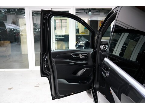 Mercedes-Benz V 220 D Amg Line L 2.2 5dr Mpv Automatic Diesel