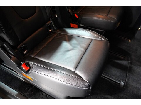 Mercedes-Benz V 220 D Amg Line L 2.2 5dr Mpv Automatic Diesel