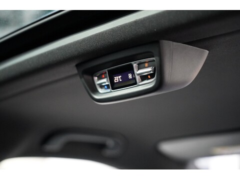 Mercedes-Benz V 220 D Amg Line L 2.2 5dr Mpv Automatic Diesel