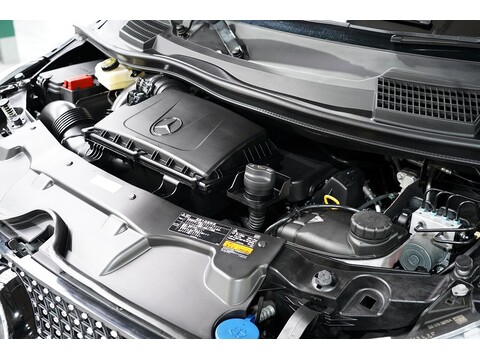 Mercedes-Benz V 220 D Amg Line L 2.2 5dr Mpv Automatic Diesel