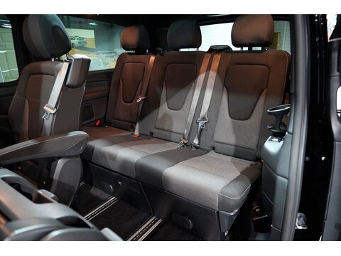 Mercedes-Benz V 220 D Amg Line L 2.2 5dr Mpv Automatic Diesel