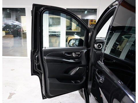 Mercedes-Benz V 220 D Amg Line L 2.2 5dr Mpv Automatic Diesel