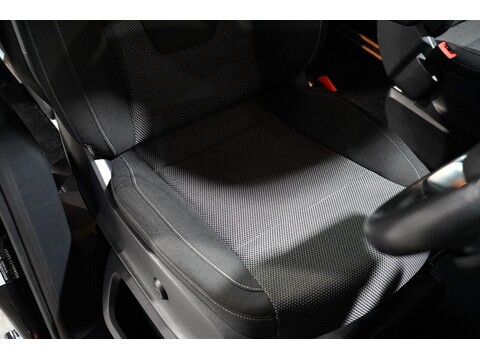 Mercedes-Benz V 220 D Amg Line L 2.2 5dr Mpv Automatic Diesel