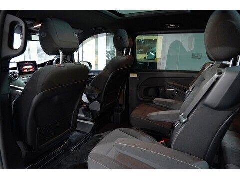 Mercedes-Benz V 220 D Amg Line L 2.2 5dr Mpv Automatic Diesel