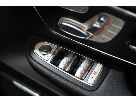 Mercedes-Benz V 220 D Amg Line L 2.2 5dr Mpv Automatic Diesel