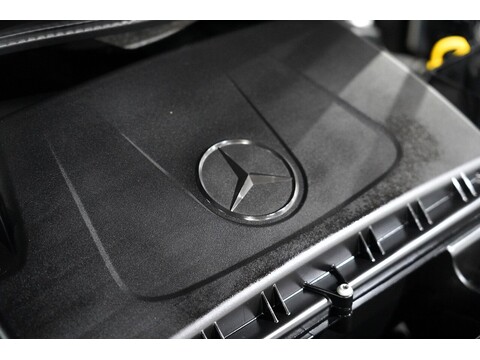 Mercedes-Benz V 220 D Amg Line L 2.2 5dr Mpv Automatic Diesel