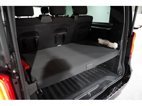 Mercedes-Benz V 220 D Amg Line L 2.2 5dr Mpv Automatic Diesel