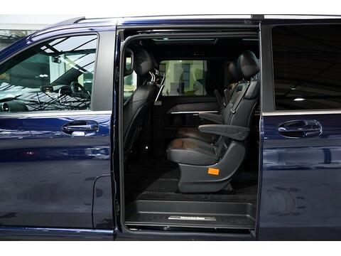 Mercedes-Benz V 220 D Amg Line L 2.2 5dr Mpv Automatic Diesel