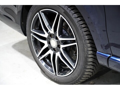 Mercedes-Benz V 220 D Amg Line L 2.2 5dr Mpv Automatic Diesel