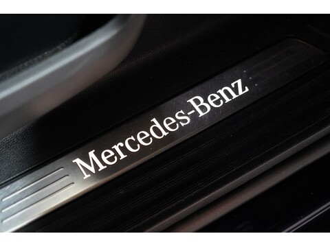 Mercedes-Benz V 220 D Amg Line L 2.2 5dr Mpv Automatic Diesel