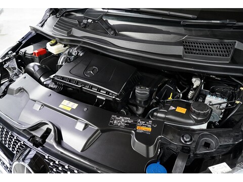 Mercedes-Benz V 220 D Amg Line L 2.2 5dr Mpv Automatic Diesel