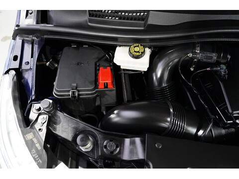 Mercedes-Benz V 220 D Amg Line L 2.2 5dr Mpv Automatic Diesel