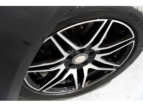 Mercedes-Benz 2017 Mercedes Benz V220 D Amg Line - 2.2 Diesel Euro 6 - Long Wheel Base - Huge Spec