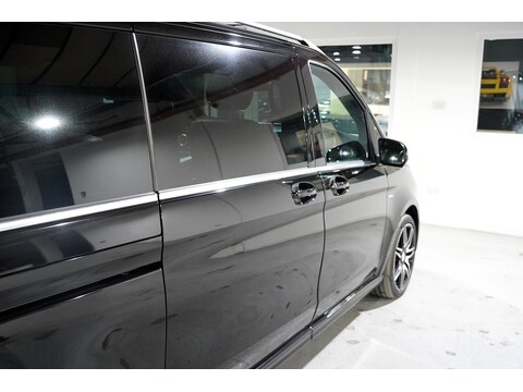 Mercedes-Benz 2017 Mercedes Benz V220 D Amg Line - 2.2 Diesel Euro 6 - Long Wheel Base - Huge Spec
