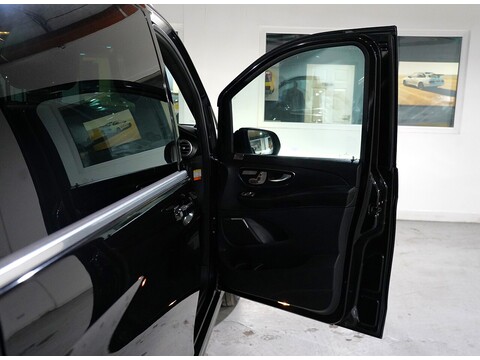 Mercedes-Benz 2017 Mercedes Benz V220 D Amg Line - 2.2 Diesel Euro 6 - Long Wheel Base - Huge Spec