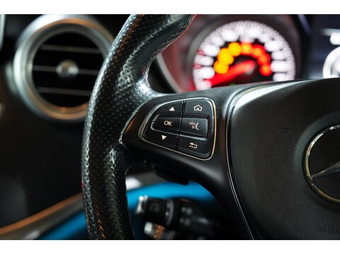 Mercedes-Benz 2017 Mercedes Benz V220 D Amg Line - 2.2 Diesel Euro 6 - Long Wheel Base - Huge Spec