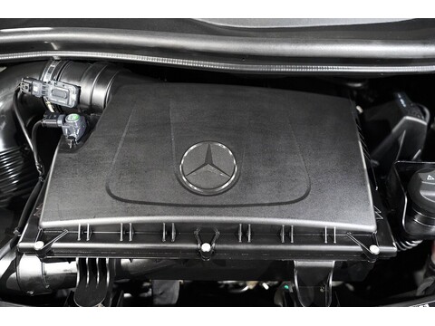 Mercedes-Benz 2017 Mercedes Benz V220 D Amg Line - 2.2 Diesel Euro 6 - Long Wheel Base - Huge Spec