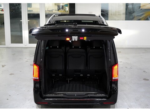 Mercedes-Benz 2017 Mercedes Benz V220 D Amg Line - 2.2 Diesel Euro 6 - Long Wheel Base - Huge Spec