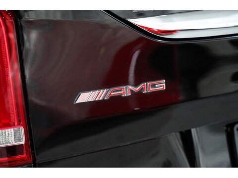 Mercedes-Benz 2017 Mercedes Benz V220 D Amg Line - 2.2 Diesel Euro 6 - Long Wheel Base - Huge Spec