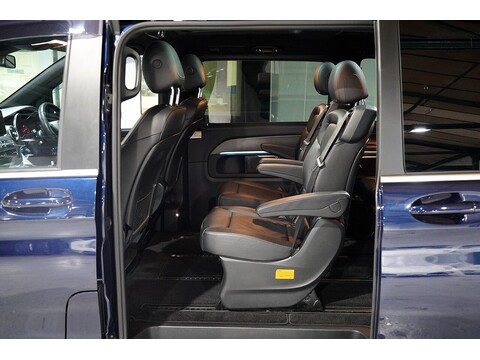 Mercedes-Benz 2017 Mercedes Benz V220 D Amg Line - 2.2 Diesel Euro 6 - Long Wheel Base - Huge Spec