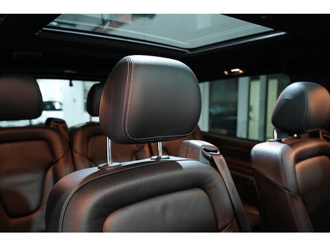 Mercedes-Benz 2017 Mercedes Benz V220 D Amg Line - 2.2 Diesel Euro 6 - Long Wheel Base - Huge Spec