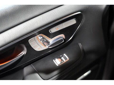 Mercedes-Benz 2017 Mercedes Benz V220 D Amg Line - 2.2 Diesel Euro 6 - Long Wheel Base - Huge Spec