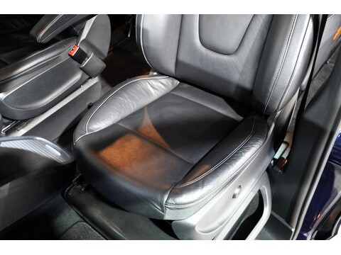 Mercedes-Benz 2017 Mercedes Benz V220 D Amg Line - 2.2 Diesel Euro 6 - Long Wheel Base - Huge Spec