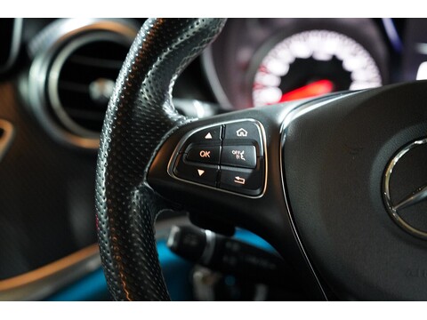 Mercedes-Benz 2017 Mercedes Benz V220 D Amg Line - 2.2 Diesel Euro 6 - Long Wheel Base - Huge Spec