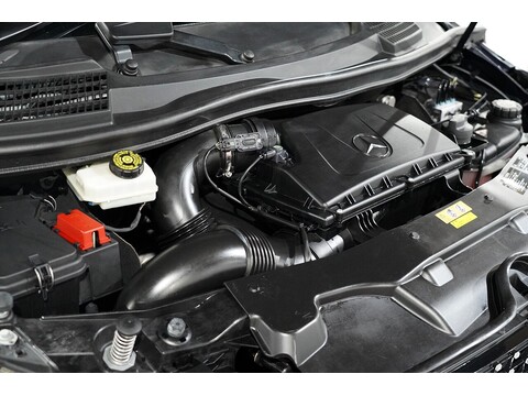 Mercedes-Benz 2017 Mercedes Benz V220 D Amg Line - 2.2 Diesel Euro 6 - Long Wheel Base - Huge Spec