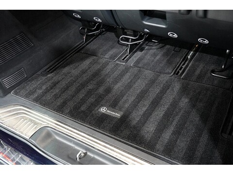 Mercedes-Benz 2017 Mercedes Benz V220 D Amg Line - 2.2 Diesel Euro 6 - Long Wheel Base - Huge Spec