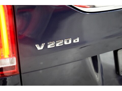 Mercedes-Benz 2017 Mercedes Benz V220 D Amg Line - 2.2 Diesel Euro 6 - Long Wheel Base - Huge Spec