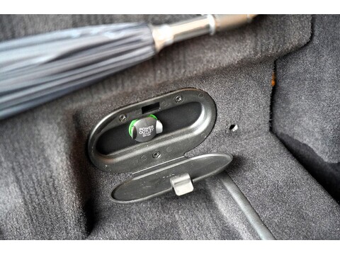 Aston Martin V12 5.9 2dr Coupe Automatic Petrol