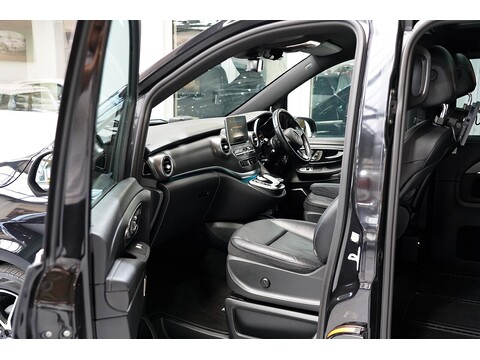 Mercedes-Benz 2016 Mercedes Benz V220 D Amg Line - 2.2 Diesel Euro 6 - Long Wheel Base - Huge Spec