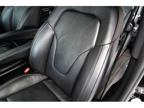 Mercedes-Benz 2016 Mercedes Benz V220 D Amg Line - 2.2 Diesel Euro 6 - Long Wheel Base - Huge Spec