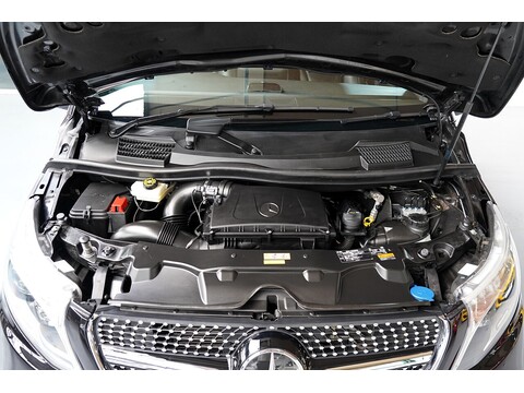 Mercedes-Benz 2017 Mercedes Benz V220 D Amg Line - 2.2 Diesel Euro 6 - Long Wheel Base - Huge Spec