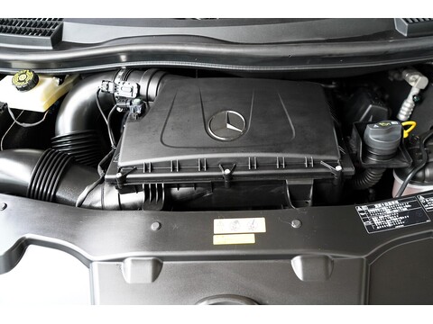 Mercedes-Benz 2017 Mercedes Benz V220 D Amg Line - 2.2 Diesel Euro 6 - Long Wheel Base - Huge Spec