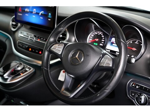 Mercedes-Benz 2018 Mercedes Benz V220 D Amg Line - 2.2 Diesel Euro 6 - Long Wheel Base - Huge Spec