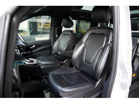 Mercedes-Benz 2018 Mercedes Benz V220 D Amg Line - 2.2 Diesel Euro 6 - Long Wheel Base - Huge Spec
