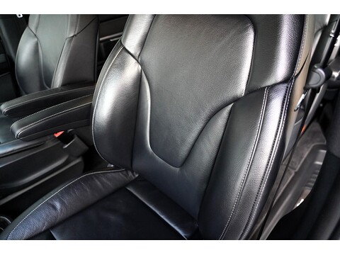 Mercedes-Benz 2018 Mercedes Benz V220 D Amg Line - 2.2 Diesel Euro 6 - Long Wheel Base - Huge Spec