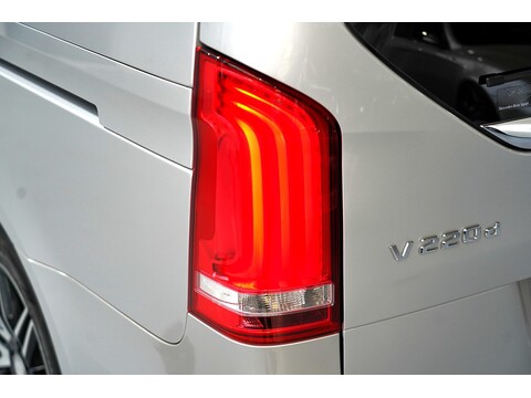 Mercedes-Benz 2018 Mercedes Benz V220 D Amg Line - 2.2 Diesel Euro 6 - Long Wheel Base - Huge Spec