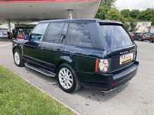 Land Rover 4.4 TD V8 Vogue SUV 5dr Diesel Auto 4WD Euro 5 (313 bhp)