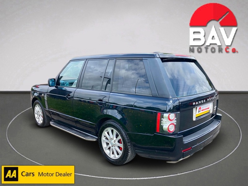 Land Rover 4.4 TD V8 Vogue SUV 5dr Diesel Auto 4WD Euro 5 (313 bhp)