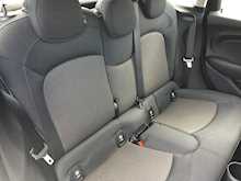 MINI 1.5 Cooper Classic Hatchback 5dr Petrol Manual Euro 6 (s/s) (136 ps)