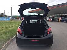 Peugeot 1.2 PureTech XS Lime Hatchback 5dr Petrol Manual Euro 6 (82 ps)