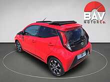 Toyota 1.0 VVT-i x-trend Funroof 5dr Petrol x-shift Euro 6 (71 ps)