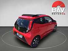 Toyota 1.0 VVT-i x-trend Funroof 5dr Petrol x-shift Euro 6 (71 ps)