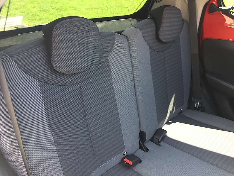 Toyota 1.0 VVT-i x-trend Funroof 5dr Petrol x-shift Euro 6 (71 ps)