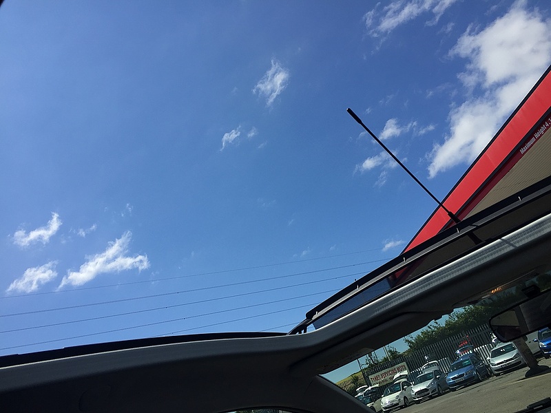 Toyota 1.0 VVT-i x-trend Funroof 5dr Petrol x-shift Euro 6 (71 ps)