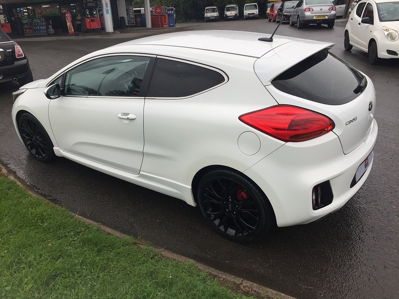 Kia 1.6 T-GDi GT Tech Hatchback 3dr Petrol Manual Euro 5 (201 bhp)